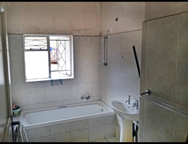 4 BEDROOM HOUSE FOR SALE IN ORANGE GROVE